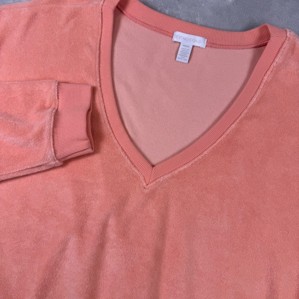 Beyond Yoga Womens V-Neck Terry Cloth Sweatshirt Peach Pink Size M Relaxed Fit